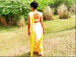 upskirt Indian Village Desi Women – Outdoor Natural Boobs – Hindi  amateur public nudity